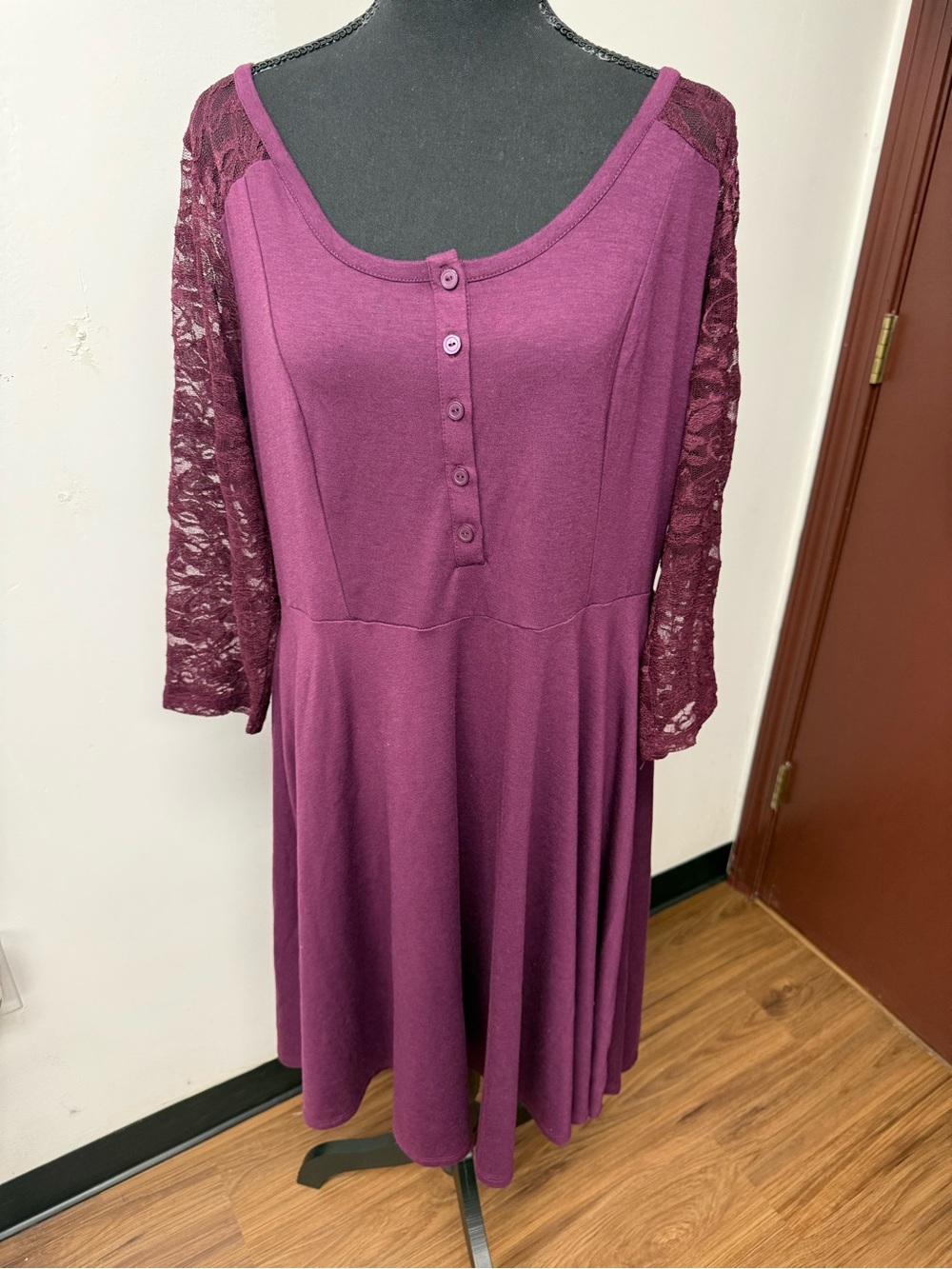 Torrid Women's Lace-Sleeve Swing Dress - Plum - Size 1